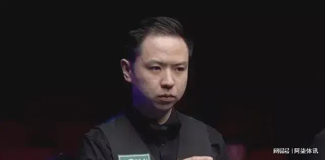 他也陷入尴 他也陷入尴