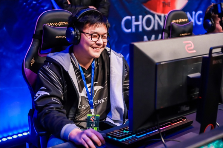 注重空间与 注重空间与