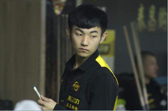 员在这场比 员在这场比